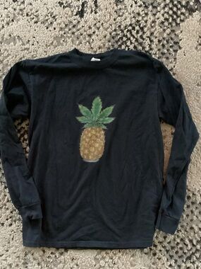 Gildan Pineapple long sleeve shirt
F3